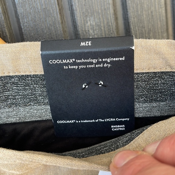 Nordstrom - Men’s Coolmax Stretch Tech Smart - Slim Fit - Chino Shorts -  32 - Picture 15 of 16